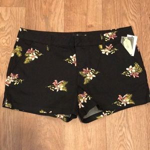 ☀️VOLCOM - FROCHICKIE SHORT -BLACK TROPICAL☀️